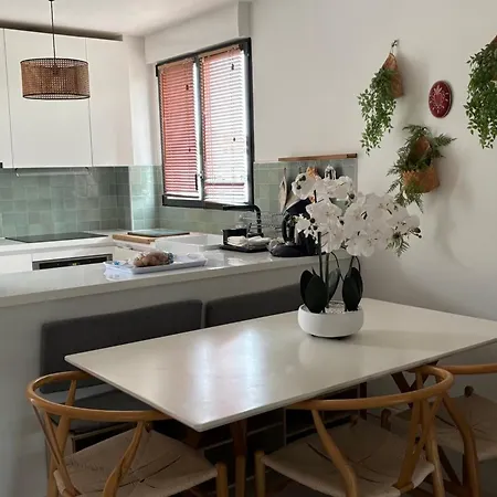 Апартаменты Marylanca - Terrace With Sea View Patio - By Tgb Портисьо